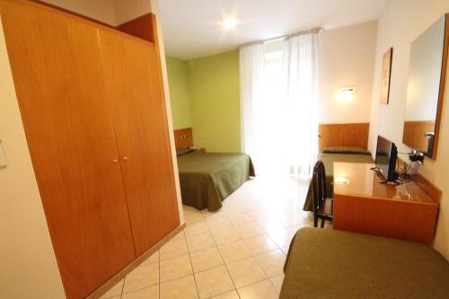 Hotel Zara Napoli Luaran gambar